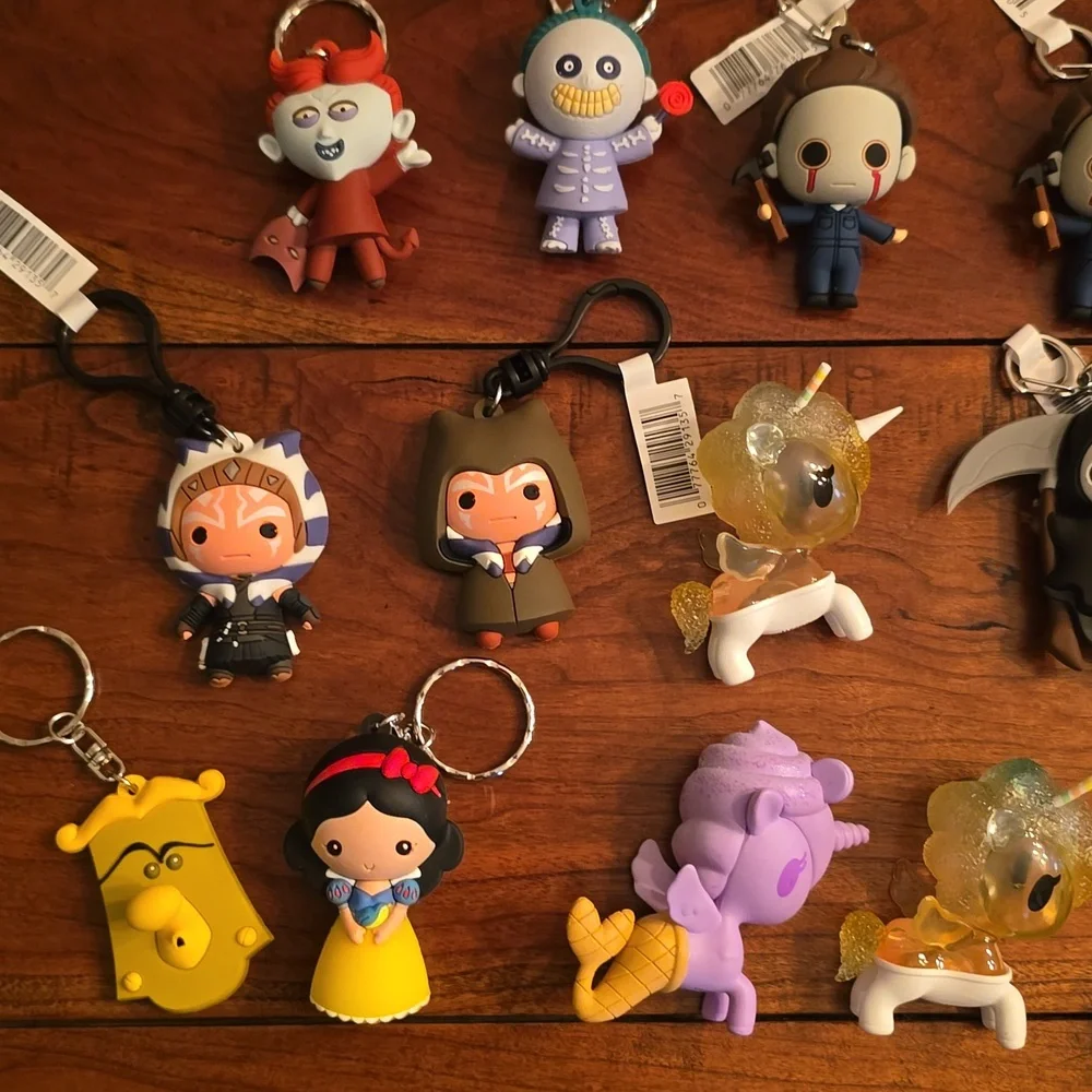 Assorted Character Keychains - Picture 2 of 4
